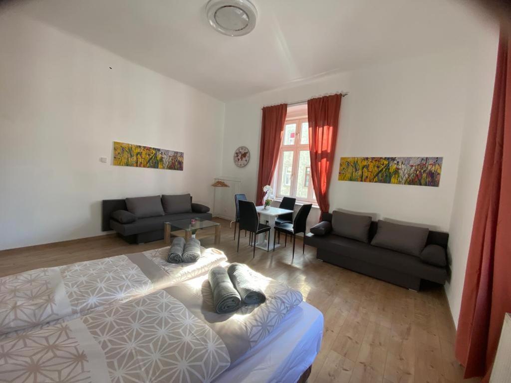 Quad-Room Near Prater Stern Wien Exteriör bild